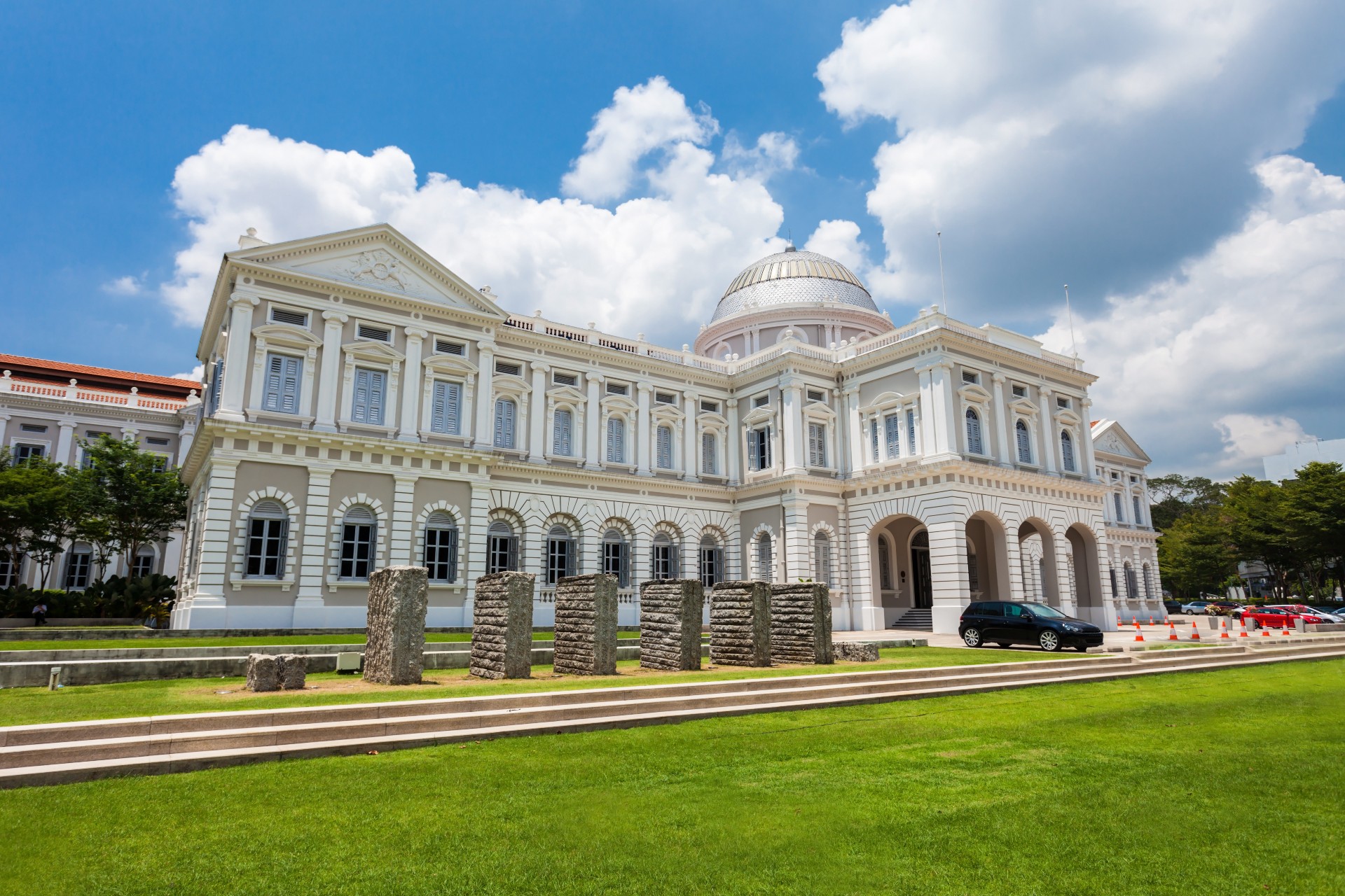 A picture of the Singapore National Musuem